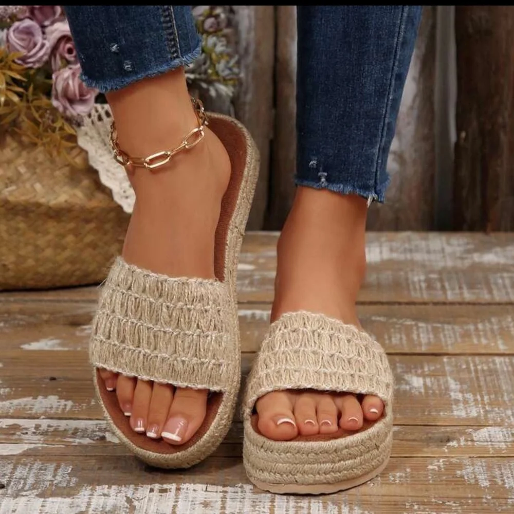 Women's Cream Woven Slide Sandals